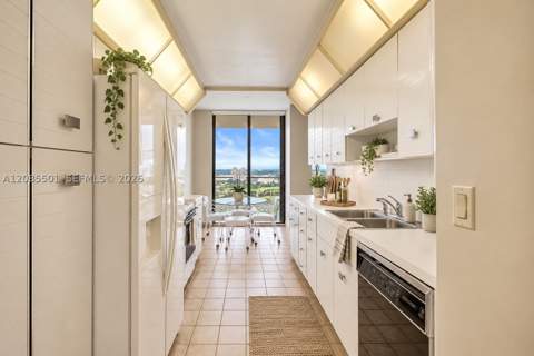 19500 Turnberry Way 23C, Aventura FL - photo 6 of 13