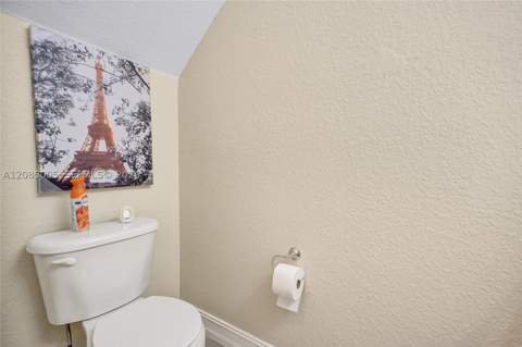 7985 NW 8th St 104A, Miami FL - photo 16 of 29