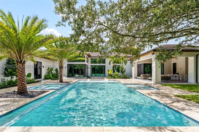 6 bedroom SingleFamilyResidence at 9475 SW 117th Ter, Hawley Heights, Miami — photo 5