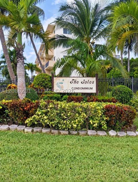 250 181st Dr 413, Sunny Isles Beach FL - photo 16 of 18