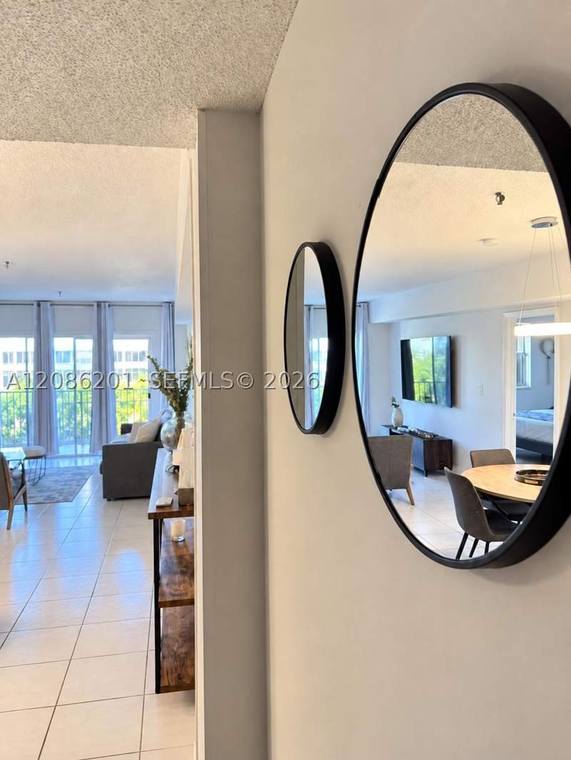 1 bedroom Condominium at 250 181st Dr 413, The Isles Condo, Sunny Isles Beach — photo 5