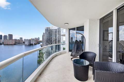 6000 Island Blvd 2104, Aventura FL - photo 13 of 47