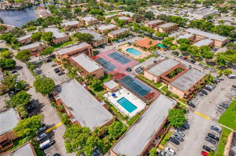 7110 Fairway Dr L12, Miami Lakes FL - photo 9 of 55