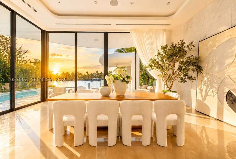 6 bedroom SingleFamilyResidence at 503 E Dilido Dr, Di Lido Island, Miami Beach — photo 3
