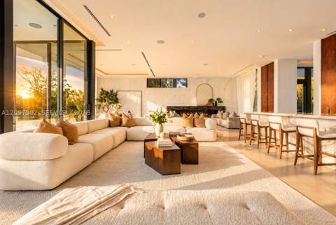 503 E Dilido Dr, Miami Beach FL - photo 9 of 32