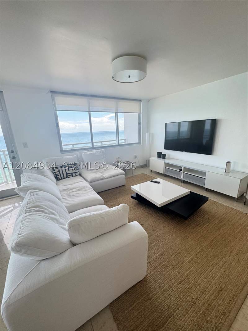 2 bedroom Condominium at 7135 SE Collins Ave 1806, Burleigh House Condo, Miami Beach — photo 3
