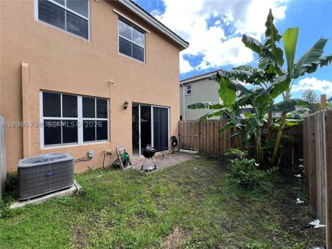 1444 SE 24th Ter, Homestead FL - photo 6 of 15