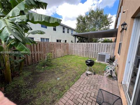 1444 SE 24th Ter, Homestead FL - photo 7 of 15