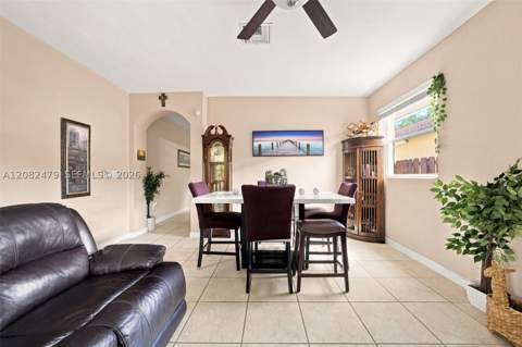 2300 NE 3rd Ct, Homestead FL - photo 7 of 25
