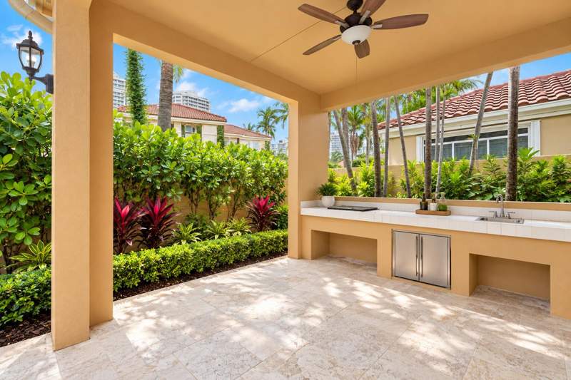 3 bedroom SingleFamilyResidence at 3728 NE 208th Terrace, Island Way, Aventura — photo 5