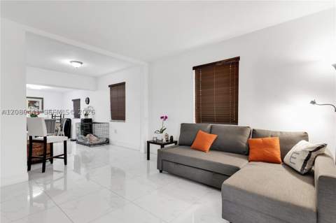 9460 NW 35th Ct, Miami FL - photo 16 of 48