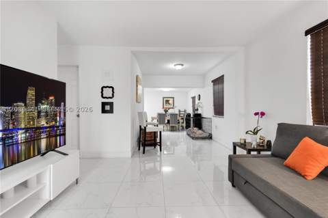 9460 NW 35th Ct, Miami FL - photo 17 of 48