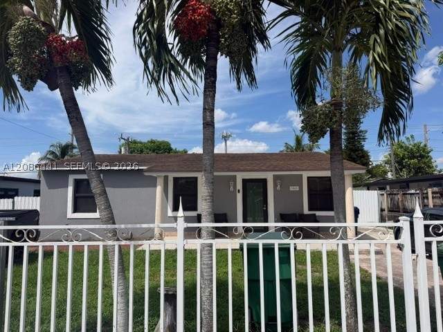 3 bedroom SingleFamilyResidence at 9460 NW 35th Ct, Broadmoor Manor, Miami — photo 5