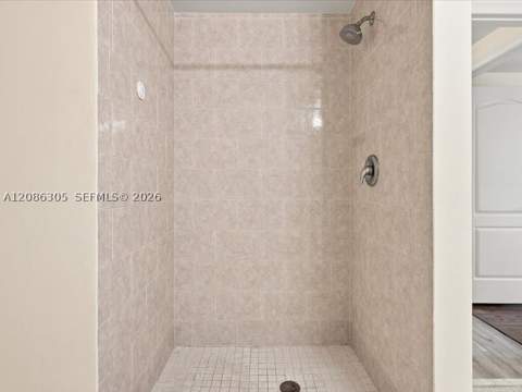 2501 SW Douglas Rd 202, Miami FL - photo 14 of 32