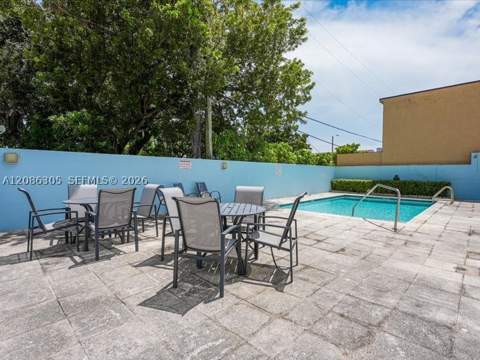 2501 SW Douglas Rd 202, Miami FL - photo 23 of 32