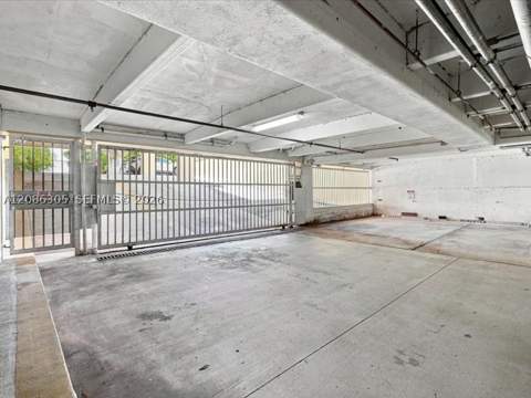 2501 SW Douglas Rd 202, Miami FL - photo 24 of 32