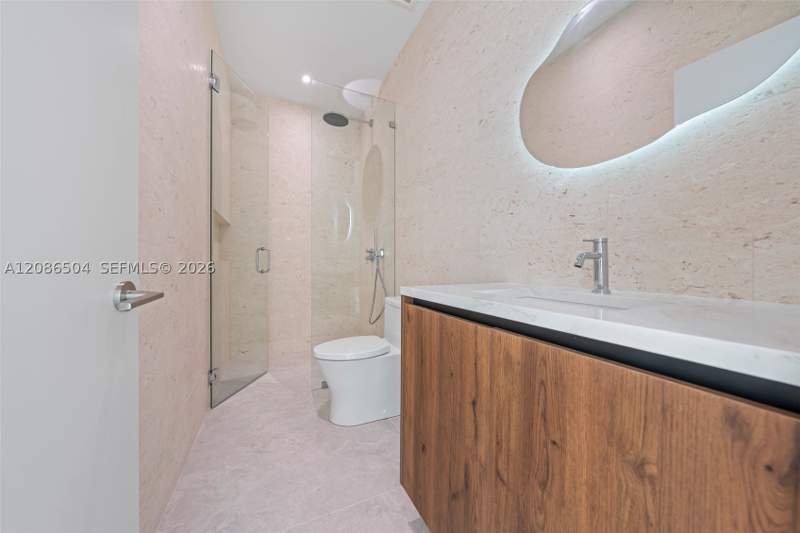 4 bedroom Townhouse at 3322 SW 23 St, Amnd Miami Suburban Acres, Miami — photo 4