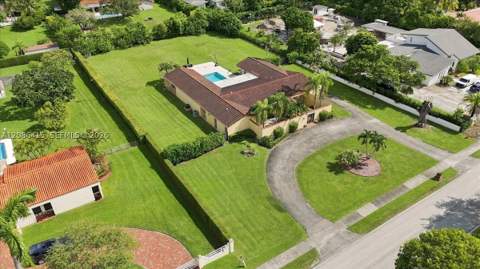 9805 SW 64th St, Miami FL - photo 7 of 70
