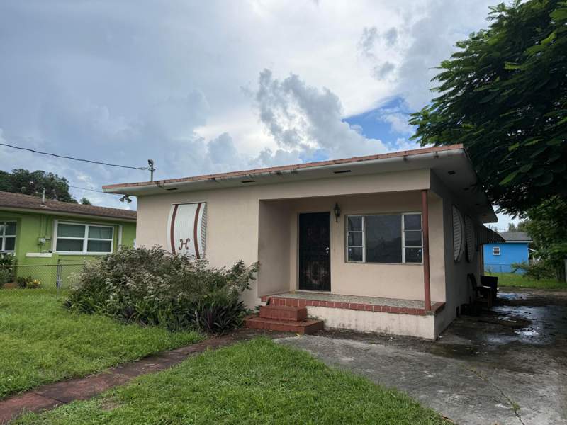 3 bedroom SingleFamilyResidence at 1628 NW 154th Street, Rainbow Gardens, Miami Gardens — photo 4