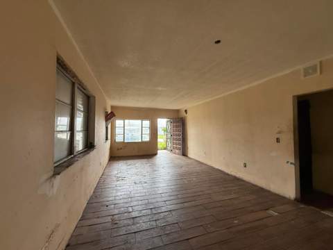 1628 NW 154th Street, Miami Gardens FL - photo 7 of 16