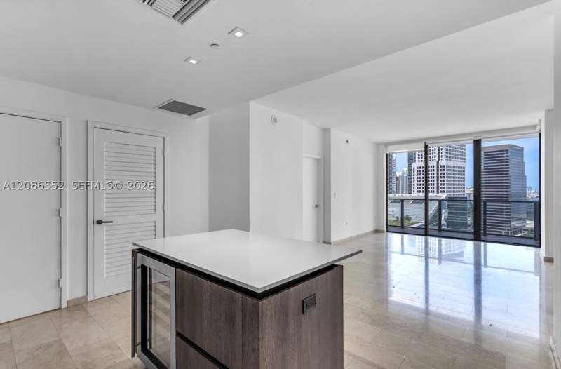 2 bedroom Condominium at 88 SW 7th St 2005, Rise Condo, Miami — photo 2