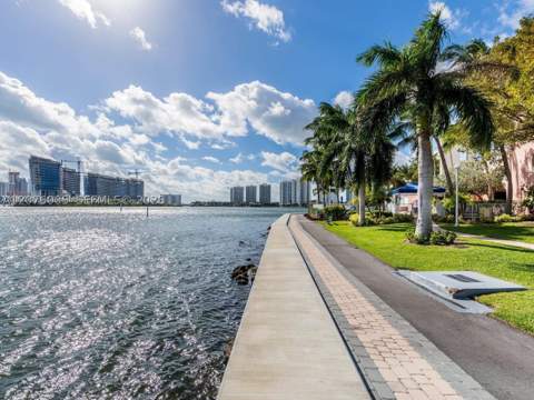 3370 Hidden Bay Dr 102, Aventura FL - photo 18 of 20