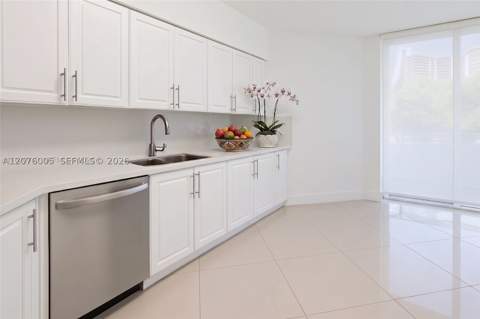 3370 Hidden Bay Dr 102, Aventura FL - photo 6 of 20