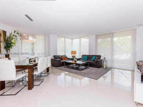 3370 Hidden Bay Dr 102, Aventura FL - photo 9 of 20