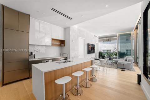 304 Ocean Dr 102, Miami Beach FL - photo 12 of 29