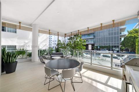 304 Ocean Dr 102, Miami Beach FL - photo 6 of 29