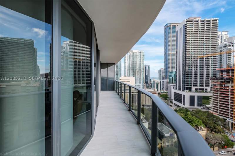 2 bedroom Condominium at 45 SW 9th St 1606, Brickell Heights East Con, Miami — photo 3