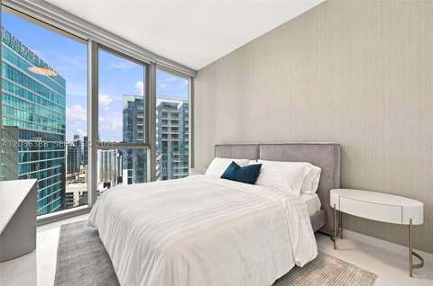 300 Biscayne Blvd Way 3807, Miami FL - photo 20 of 47