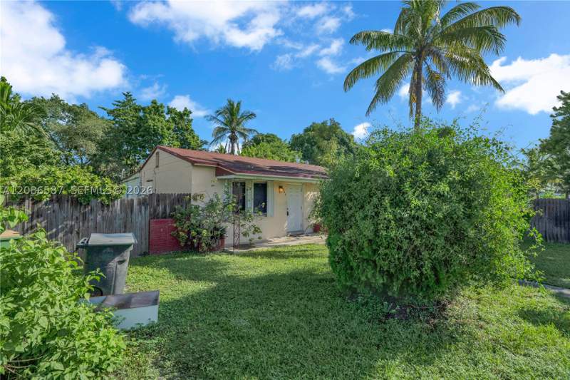 3 bedroom SingleFamilyResidence at 855 NW 130th St, North Shore Heights, North Miami — photo 5