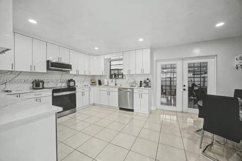 17330 SW 302nd St, Homestead FL - photo 7 of 30