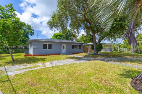 950 NE 164th St, North Miami Beach FL - photo 21 of 26