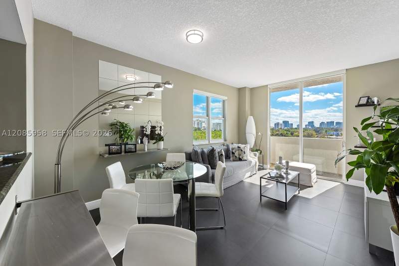 2 bedroom Condominium at 3000 Coral Way 416, The Aston Condo, Miami — photo 3