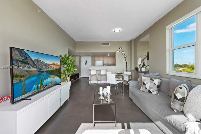 2 bedroom Condominium at 3000 Coral Way 416, The Aston Condo, Miami — photo 4