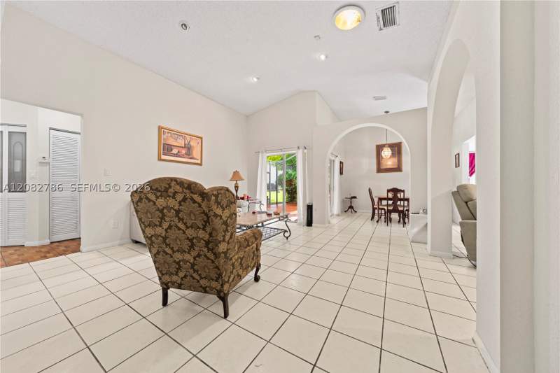 3 bedroom SingleFamilyResidence at 20315 SW 86th Ct, Sea Grape Town Homes, Cutler Bay — photo 4