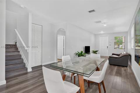 8897 NW 103rd Ave, Doral FL - photo 11 of 36