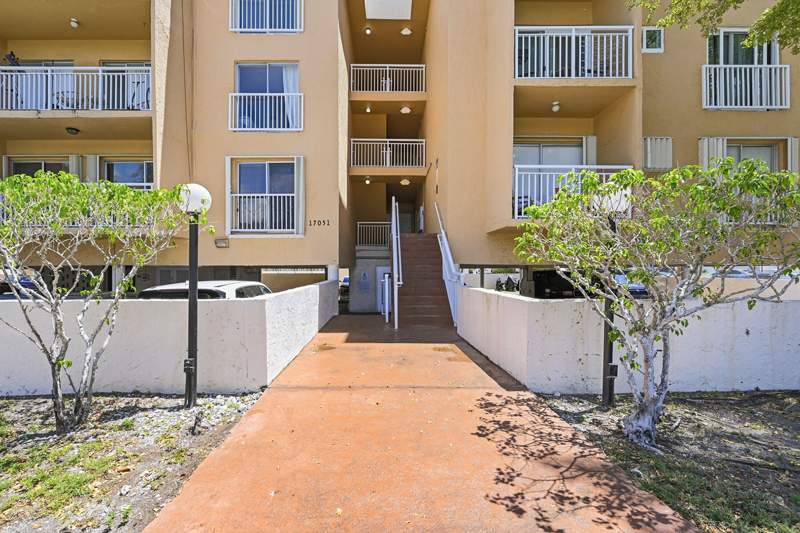 2 bedroom Condominium at 17051 NE 35th Avenue 307, Florence Condo, North Miami Beach — photo 2