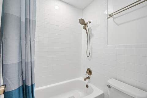 17051 NE 35th Avenue 307, North Miami Beach FL - photo 23 of 32