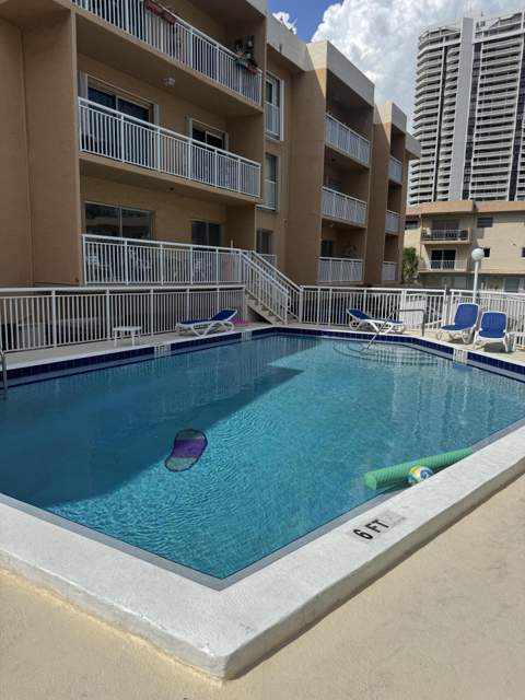 17051 NE 35th Avenue 307, North Miami Beach FL - photo 24 of 32