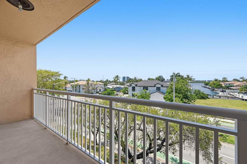 2 bedroom Condominium at 17051 NE 35th Avenue 307, Florence Condo, North Miami Beach — photo 5