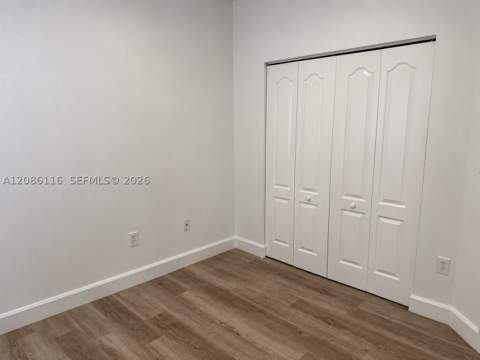 11270 NW 53rd Ln, Doral FL - photo 15 of 32