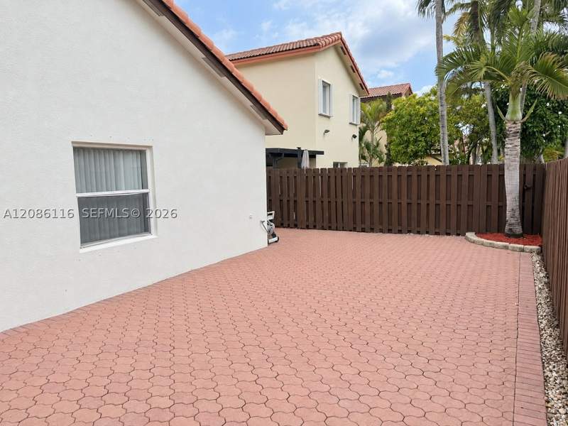 3 bedroom SingleFamilyResidence at 11270 NW 53rd Ln, Doral Landings East, Doral — photo 5