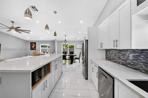 12840 SW 147th Terr Rd, Miami FL - photo 16 of 60