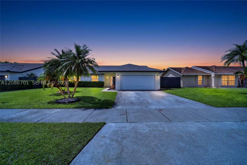 3 bedroom SingleFamilyResidence at 12840 SW 147th Terr Rd, Deerwood Part 1, Miami — photo 3