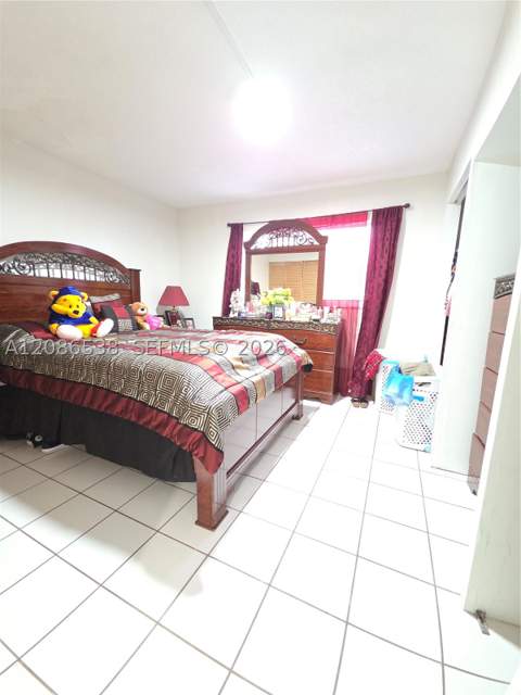 1784 W 56th Ter 401, Hialeah FL - photo 15 of 35