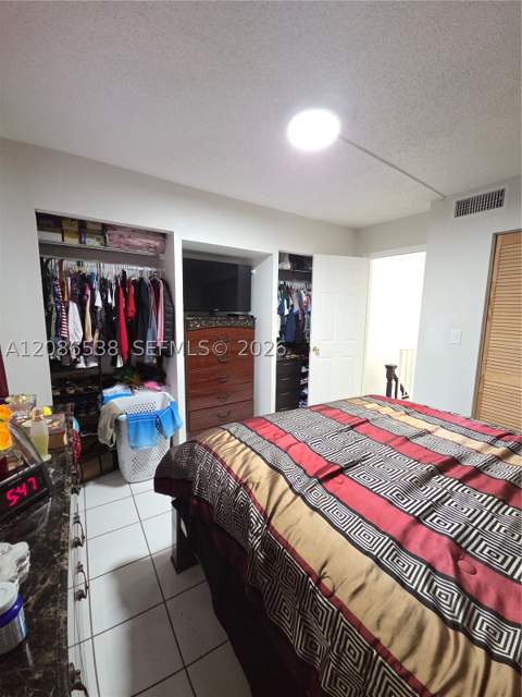 1784 W 56th Ter 401, Hialeah FL - photo 17 of 35