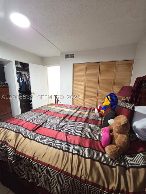 1784 W 56th Ter 401, Hialeah FL - photo 18 of 35